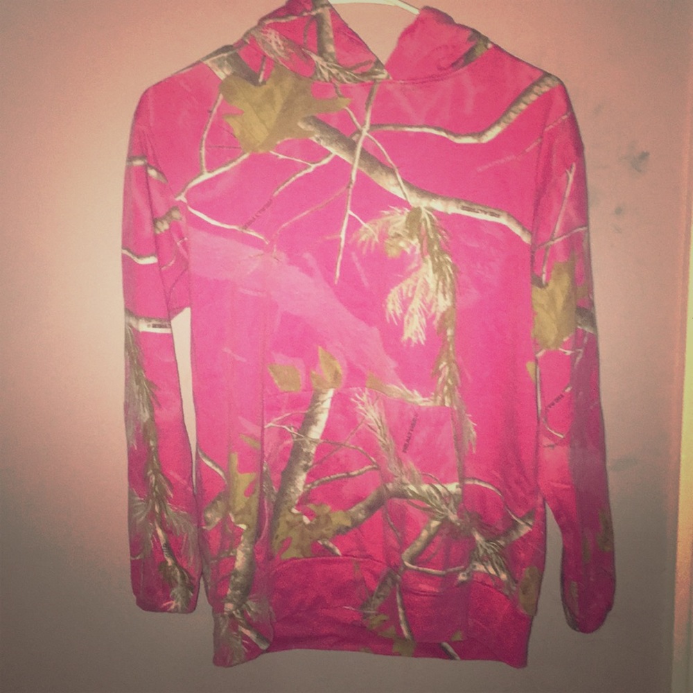 Pink Camo Woman’s hoodie